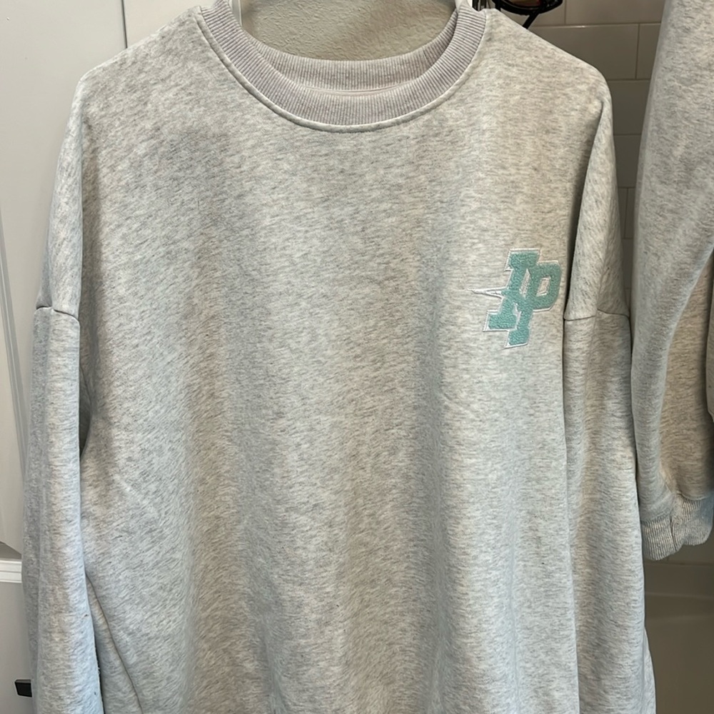 inaka power embroidered letter crewneck